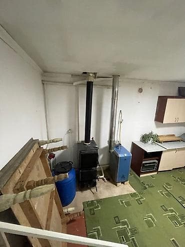 Дома: Срочно продаётся 2-этажный дом в Ак-Ордо 1! Площадь дома: 250 м² — 3