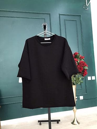 Базовая мужская и женская футболка оверсайз - Цвет: черный - Крой