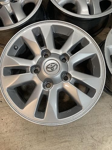часы тойота: Литые Диски R 17 Toyota, Комплект, отверстий - 5 — 1