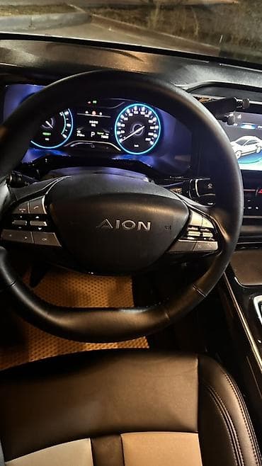 aion s 2021: Электромобиль седан GAC Aion S (белый) г. Выпуска 2021/06 месяц — 8