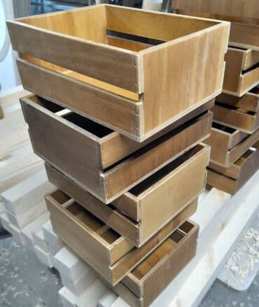 ящики для рыбы: Продаются деревянные ящики, в наличии и на заказ Подарочные, удобны — 1