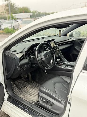 импульсный свет: Toyota Avalon: 2019 г., 2.5 л, Автомат, Гибрид, Седан — 6