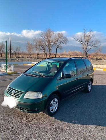 Volkswagen Sharan: 2000 г., 2 л, Минивэн