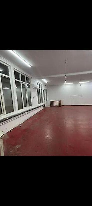 аренда место ош базар: Ошский рынок Сдается помещение Площадь: 90 м2 Цокольный и первый этаж — 3