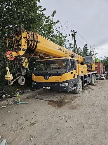 tadano: Автокран, XCMG — 1