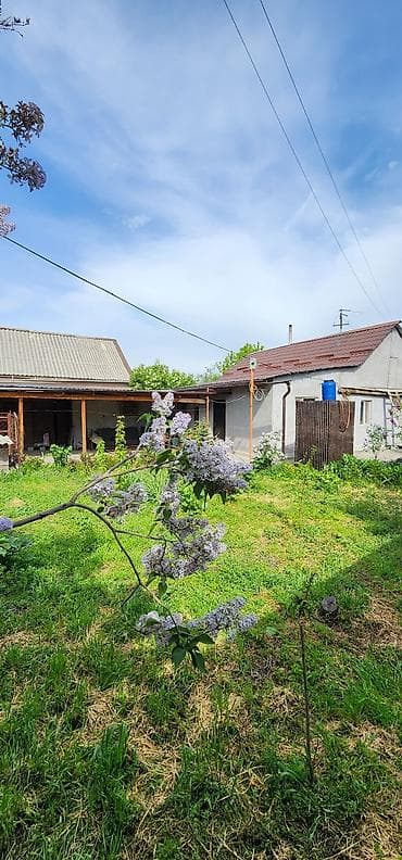 Продаю дом в Бишкеке. уч. 7 соток. дом 100 м².120'000 $ . по ул.Фучика