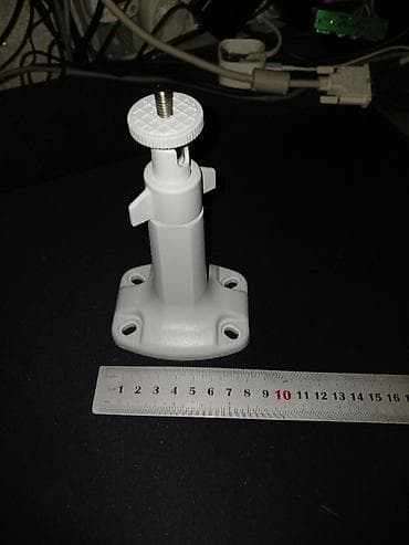 e mount: IP видеокамера Hikvision DS-2CD2410F-I (2.8 мм), 1 мpx рабочая — 2