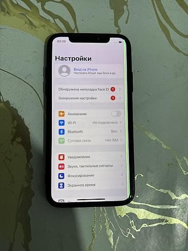Техника и электроника: IPhone X (), черный - Экран OLED с вырезом, True Tone. На дисплее — 4