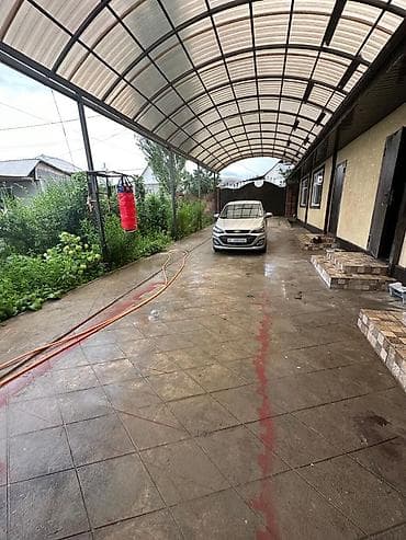 продам дом срочно недорого: 🏡Продаётся уютный дом в отличном районе! Район:Арча Бешик ж/м — 2