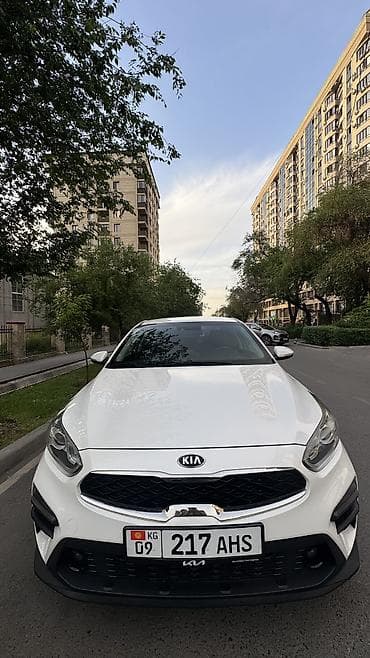 kia ceet: Kia Cerato: 2018 г., Автомат, Бензин, Седан — 4