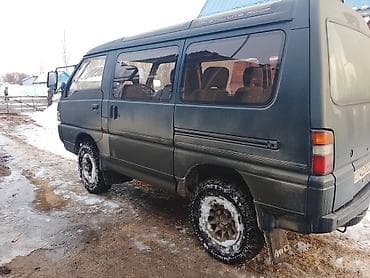 bmw i7: Mitsubishi Delica: 1992 г., 2.5 л, Автомат, Дизель, Внедорожник — 4