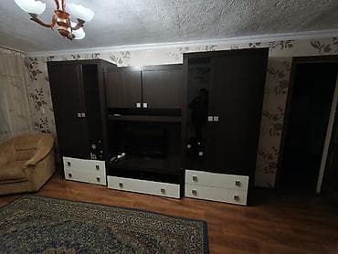 мебель гостиной: Гарнитур для зала, Б/у, Шкаф, Кресло, Комод — 2