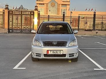 бампер тайота: Toyota Ipsum: 2002 г., 2.5 л, Бензин, Минивэн — 2