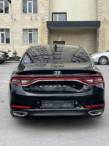 мерс 200 с: Hyundai Grandeur: 2017 г., 3 л, Автомат, Газ, Седан — 4