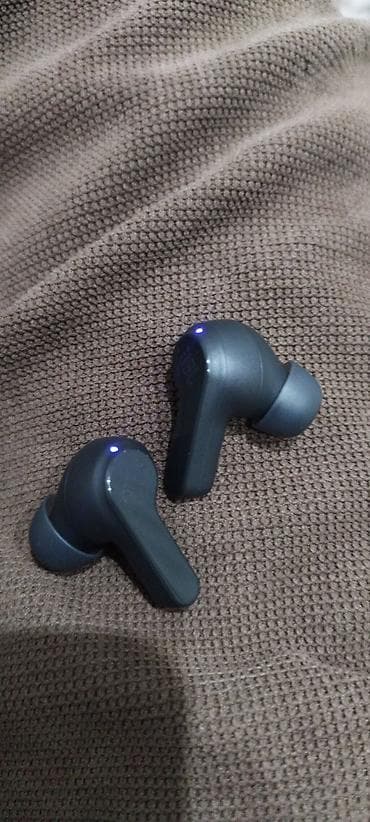 USB флешки: JBL Vibe Beam — полностью беспроводные наушники с зарядным кейсом — 3