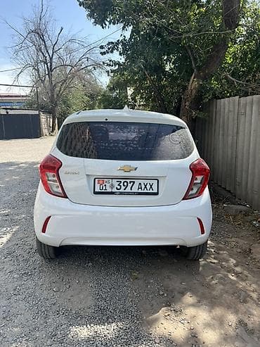 купить садовый культиватор: Chevrolet Spark: 2018 г., 1 л, Автомат, Хэтчбэк — 2