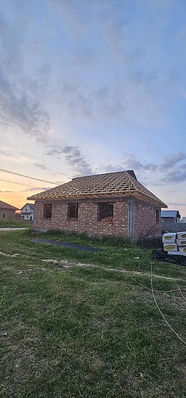 чертежи домов: Продаётся одноэтажный дом (коробка) из кирпича. Характеристики: - — 1