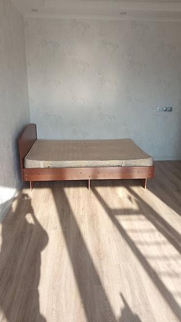 Батирлер: 1 бөлмө, Жарым -жартылай эмереги бар — 1