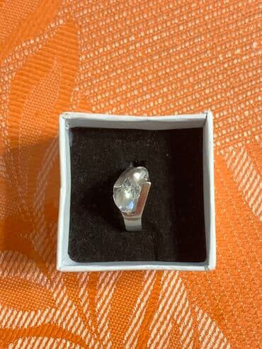 набор пандора: Набор серебристых ювелирных украшений, включающий кольцо и две — 2