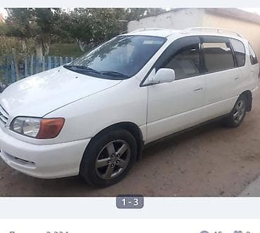 lexus is 200: Минивэн Toyota Ipsum/ Picnic (поколение конца 1990‑х – начала 2000‑х) — 1
