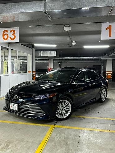 Транспорт: Toyota Camry: 2018 г., 2.5 л, Автомат, Бензин, Седан — 8