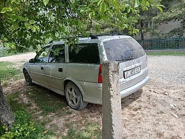 Транспорт: Opel Vectra: 2002 г., Кол менен иштөөчү, Бензин, Универсал — 3