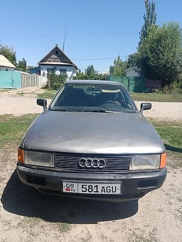 Audi 80: 1990 г., 1.8 л, Механика, Бензин, Седан