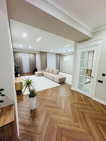 элитные дом: 3 комнаты, 132 м², Элитка, 7 этаж, Дизайнерский ремонт — 2