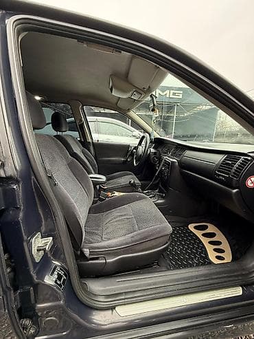 опель омега а: Opel Vectra: 2001 г., 1.8 л, Механика, Седан — 6