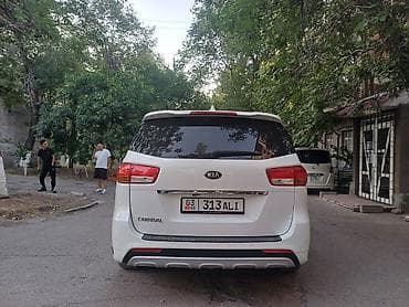 2016: Kia Carnival: 2016 г., 2.2 л, Автомат, Дизель, Минивэн — 7