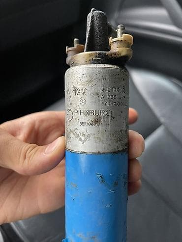 Детали двигателя и моторы в сборе: Бензонасос Mercedes-Benz Германия — 2