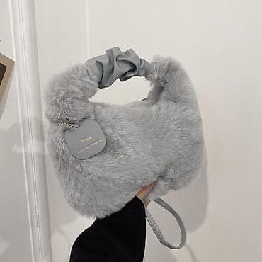 сумки женские зимние: Меховая женская сумка - Материал: мягкий экомех с коротким густым — 2