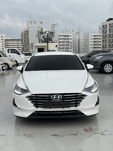 byd e2 2023: Hyundai Sonata: 2021 г., Седан — 2