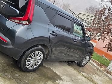 Транспорт: Kia Soul: 2020 г., 2 л, Автомат, Бензин, Кроссовер — 6