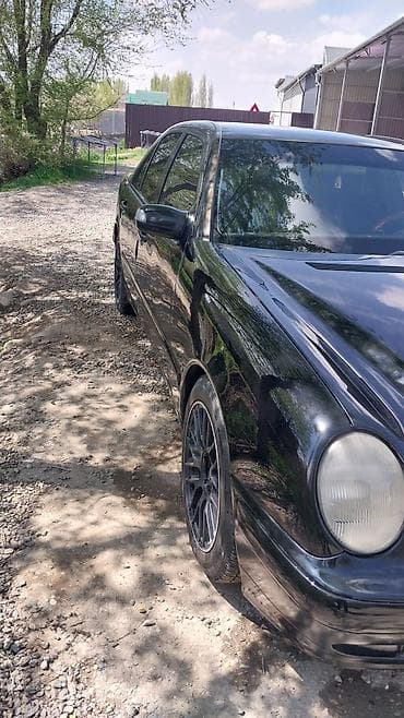 volkswagen venta: Mercedes-Benz E-Class: 2000 г., Седан — 3