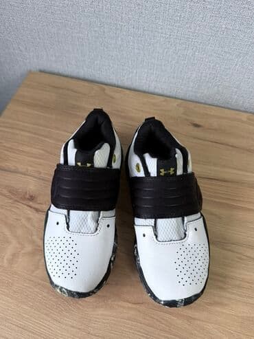 обувь для борьбы детская: Детские кроссовки Under Armour - Размер: US 11.5K / UK 11 / EU 28.5 / — 2