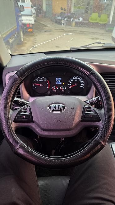 Kia BONGO: 2019 г., 2.5 л, Автомат, Дизель, Фургон — 7