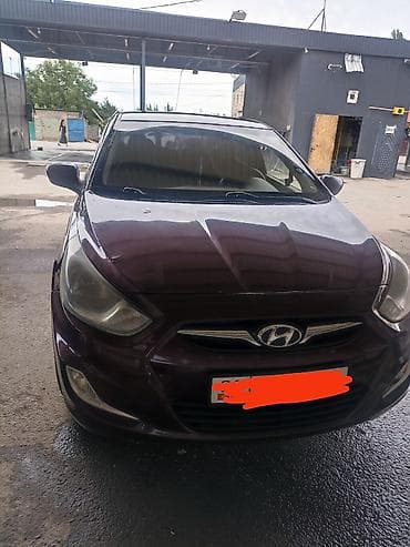 Hyundai Accent: 2012 г., 1.4 л, Механика, Бензин, Хэтчбэк