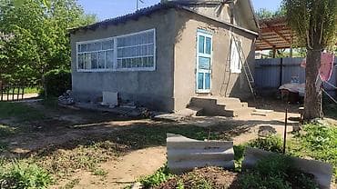 домик вагон: Продаётся одноэтажный жилой дом с участком. Характеристики дома: - — 3