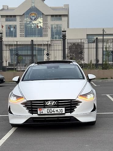Hyundai Sonata: 2019 г., 2 л, Автомат, Газ, Седан