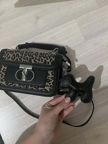 apple magic mouse 2: ПРОДАЕТСЯ СУМКА Сумка через плечо с леопардовым принтом и декоративной — 1