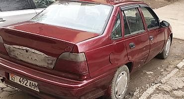 legasi b4: Daewoo Nexia: 1995 г., 1.5 л, Автомат, Бензин, Седан — 3