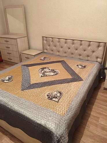 мягкая мебель бу: Спальный гарнитур, Двуспальная кровать, ДСП, Самовывоз, цвет - Бежевый — 6