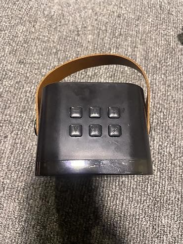 магнитолы на авто: Портативная Bluetooth‑колонка с ремешком для переноски - Компактный — 1