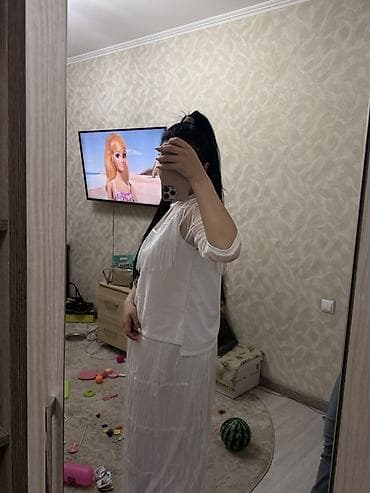 одежда сажда: Белый комплект с бахромой - Состав: топ и длинная юбка. - Цвет — 2