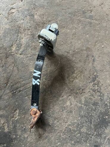 двери жигули: Неизвестный ограничитель двери, Неизвестный дверной ограничитель — 1