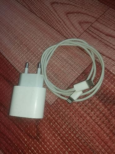 Техника и электроника: Зарядное устройство Apple USB‑C 20W + кабель USB‑C to Lightning — 2
