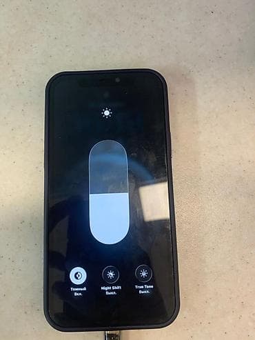 x s: IPhone 12, Б/у, 128 ГБ, Черный, Чехол, 76 % — 3