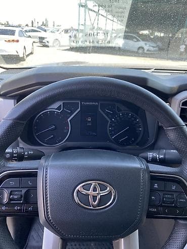 кроне прицеп: Toyota Тундра: 2022 г., 3.5 л, Автомат, Бензин, Пикап — 10