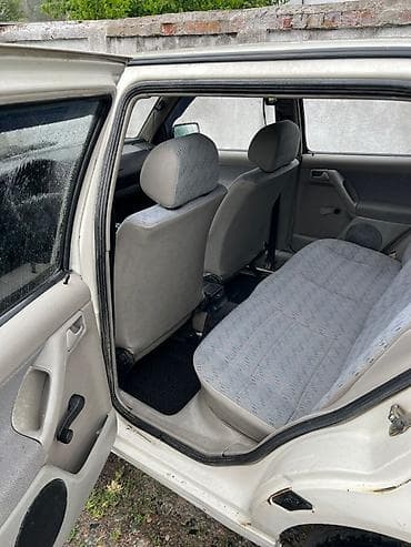 Volkswagen: Volkswagen Golf: 1995 г., 1.6 л, Механика, Хэтчбэк — 7